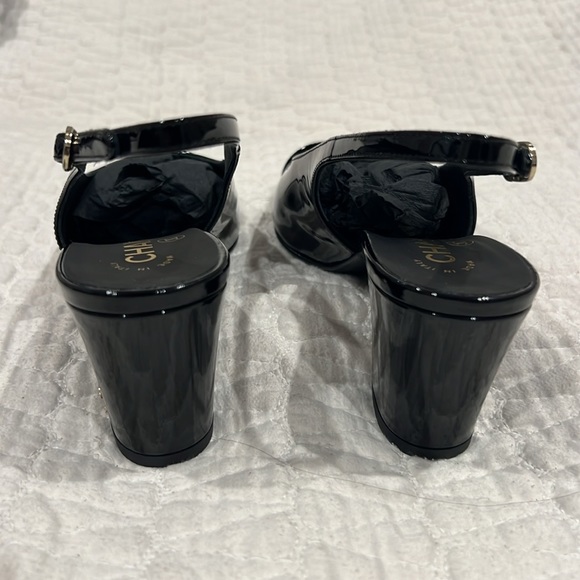 Chanel patent leather slingbacks Size 37 - Picture 4 of 11